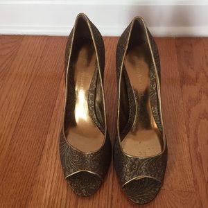 Enzo Angiolini Brown And Gold Heel Shose Size:38.